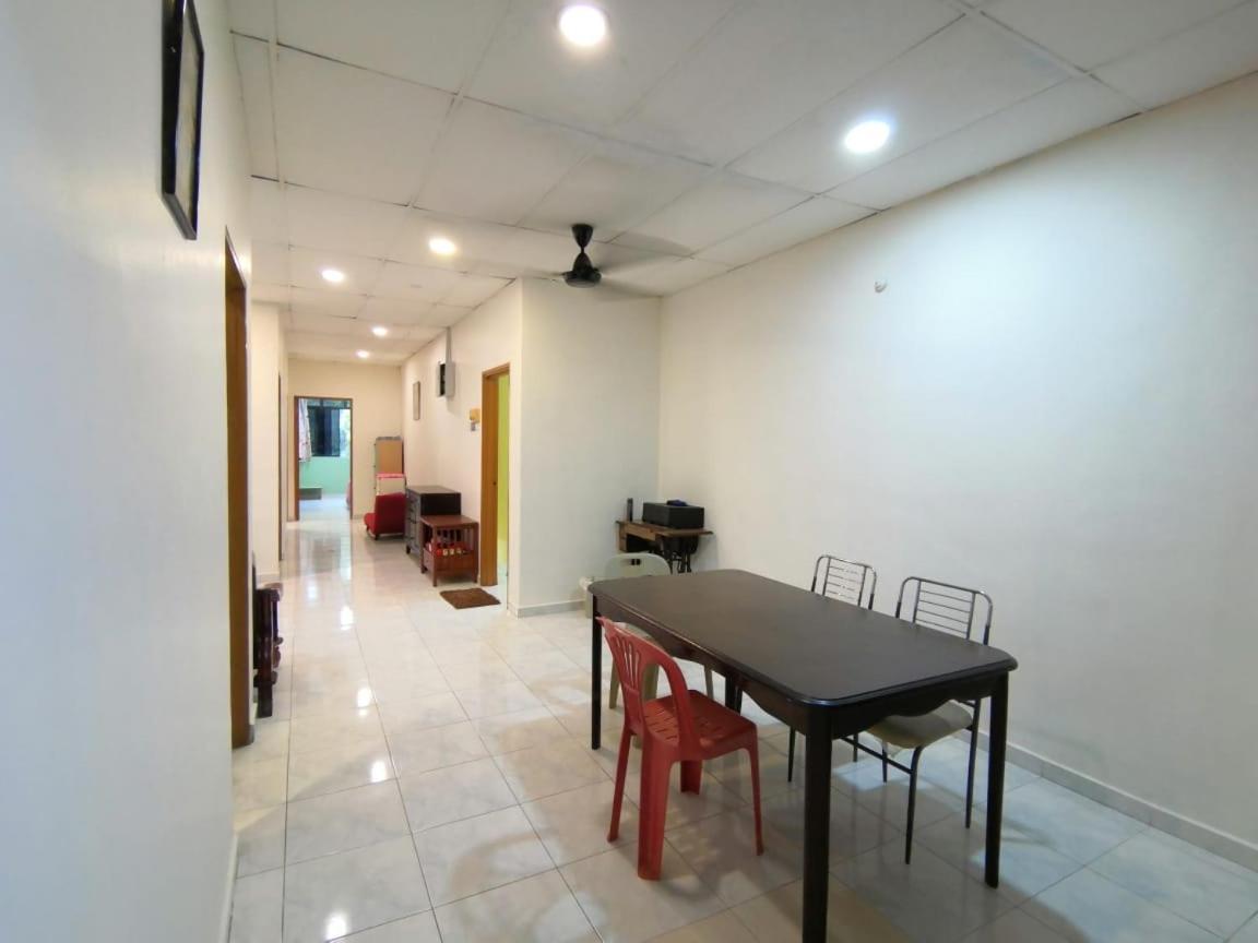 Cosy Homestay 乌鲁地南 外观 照片