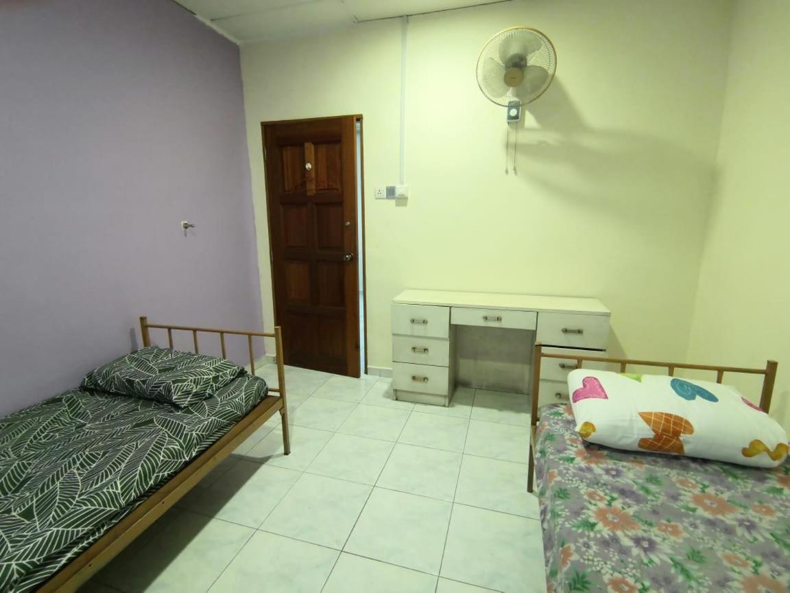 Cosy Homestay 乌鲁地南 外观 照片